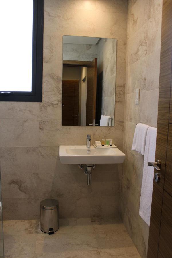 Seino Suites Manama Extérieur photo